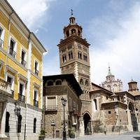 alojamiento con terraza en Dos Torres de Mercader